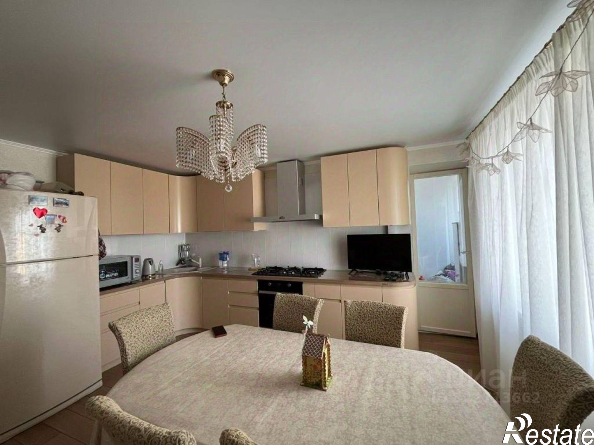 Купить квартиру за 14 500 000 рублей на улица Суворова, 143А