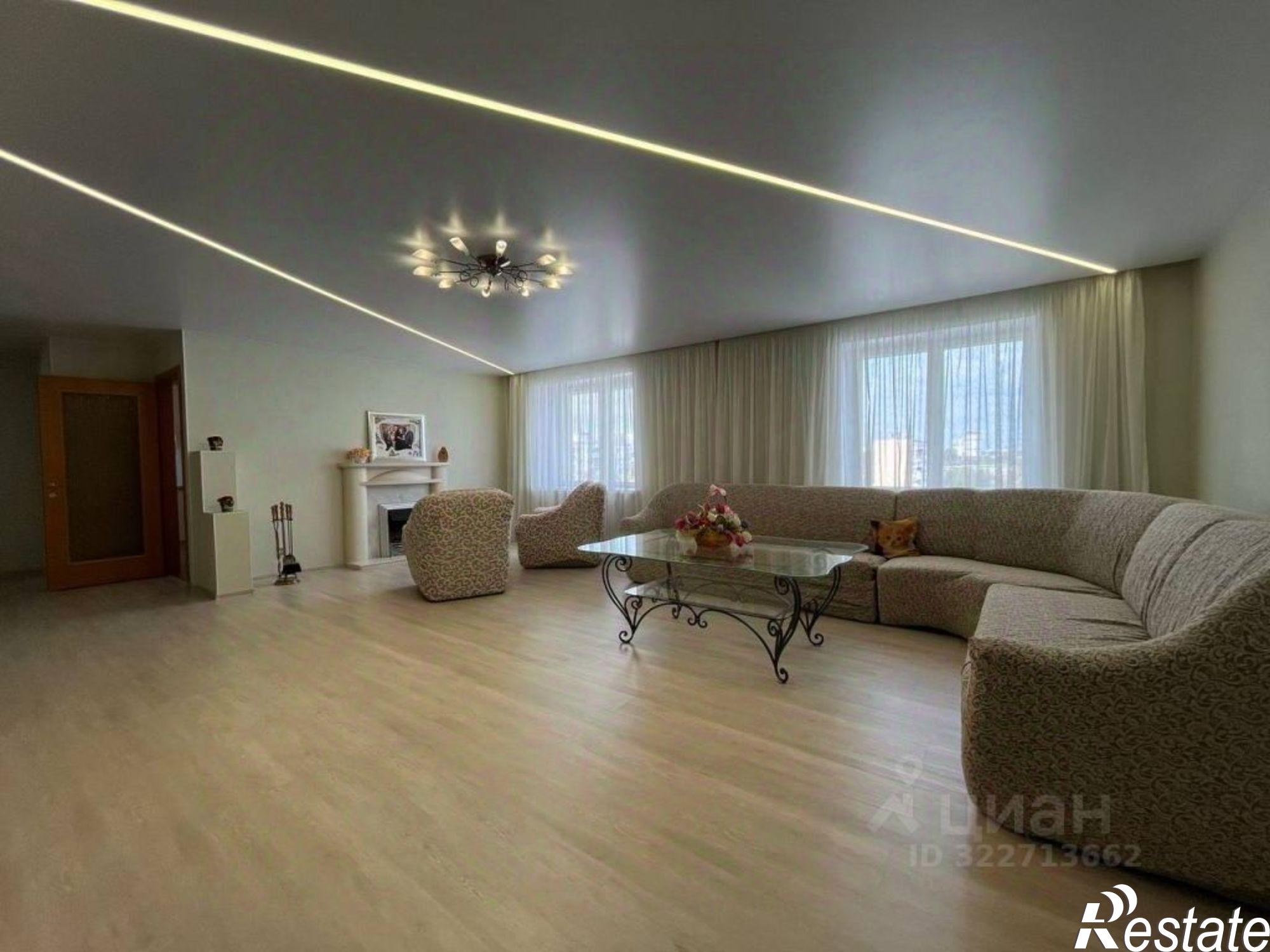 Купить квартиру за 14 500 000 рублей на улица Суворова, 143А