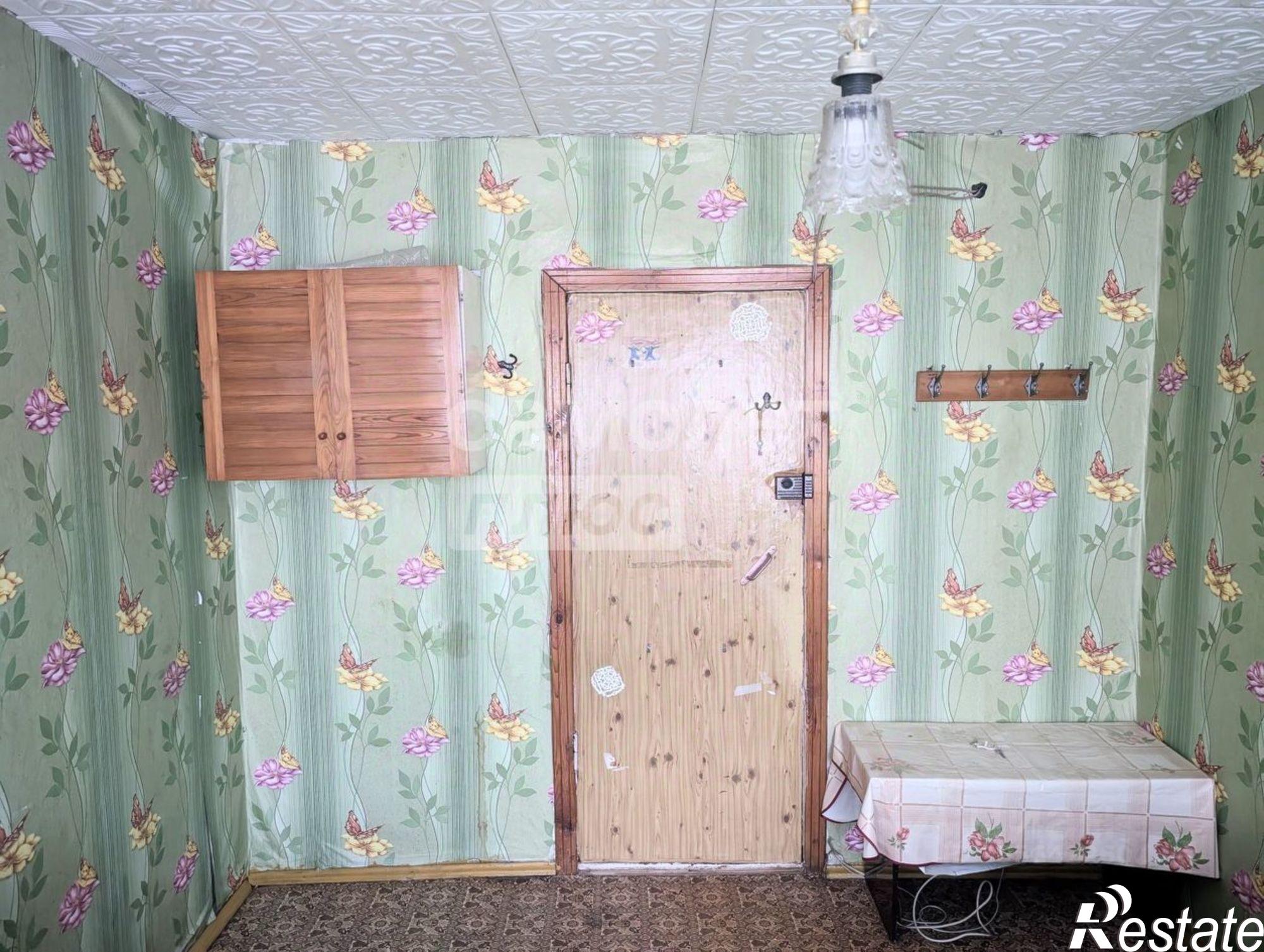 Купить комнату за 450 000 рублей на улица Каракозова, 73