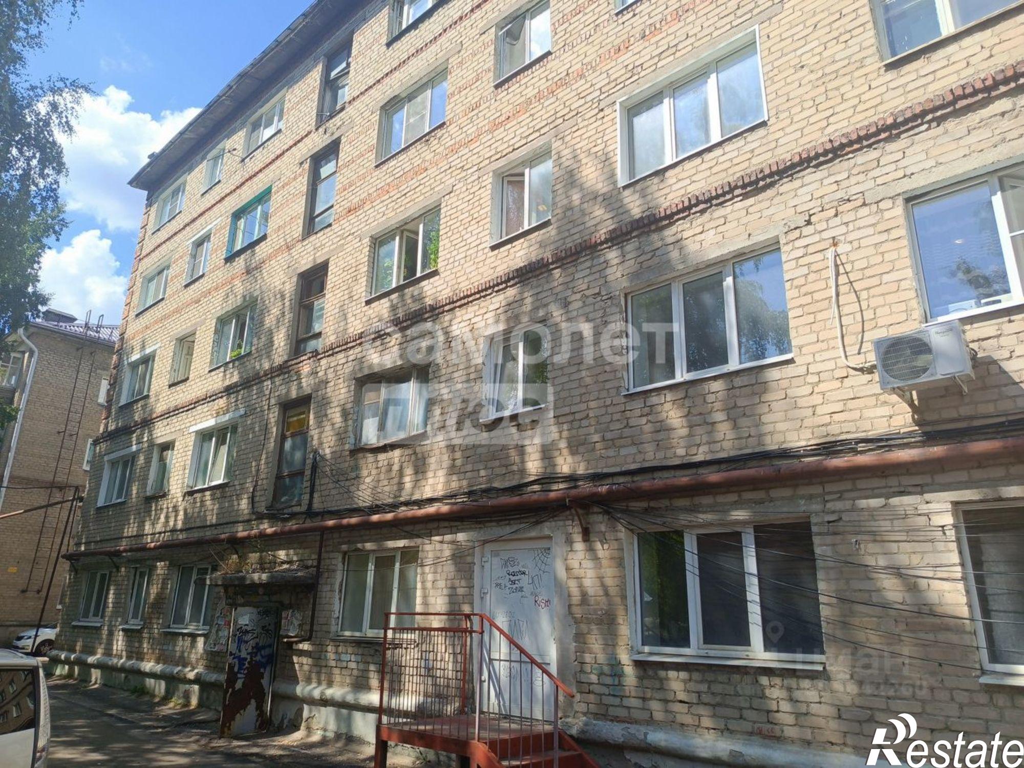 Купить комнату за 450 000 рублей на улица Каракозова, 73