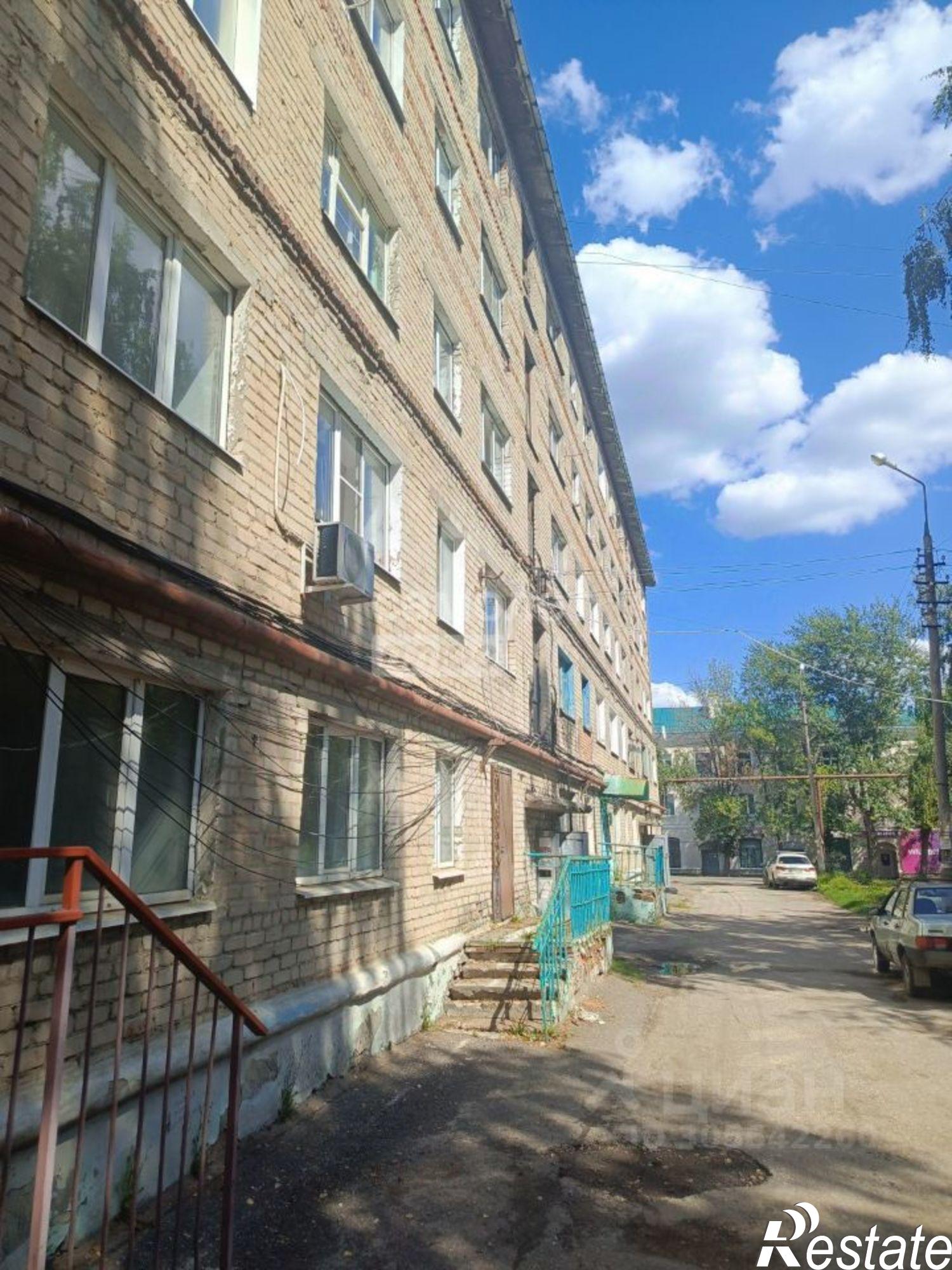 Купить комнату за 450 000 рублей на улица Каракозова, 73