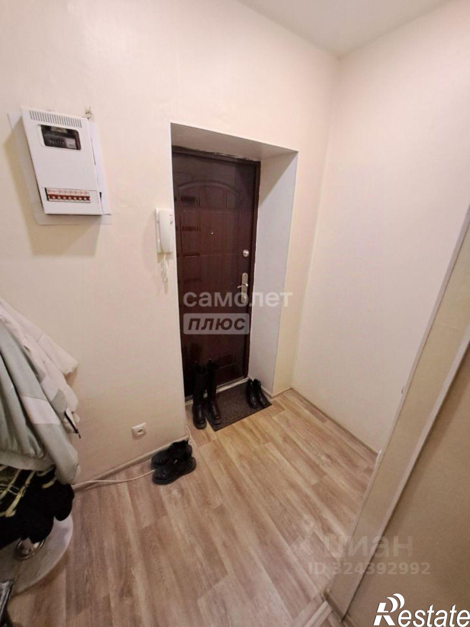 Купить квартиру за 3 300 000 рублей на улица Краснова, 30