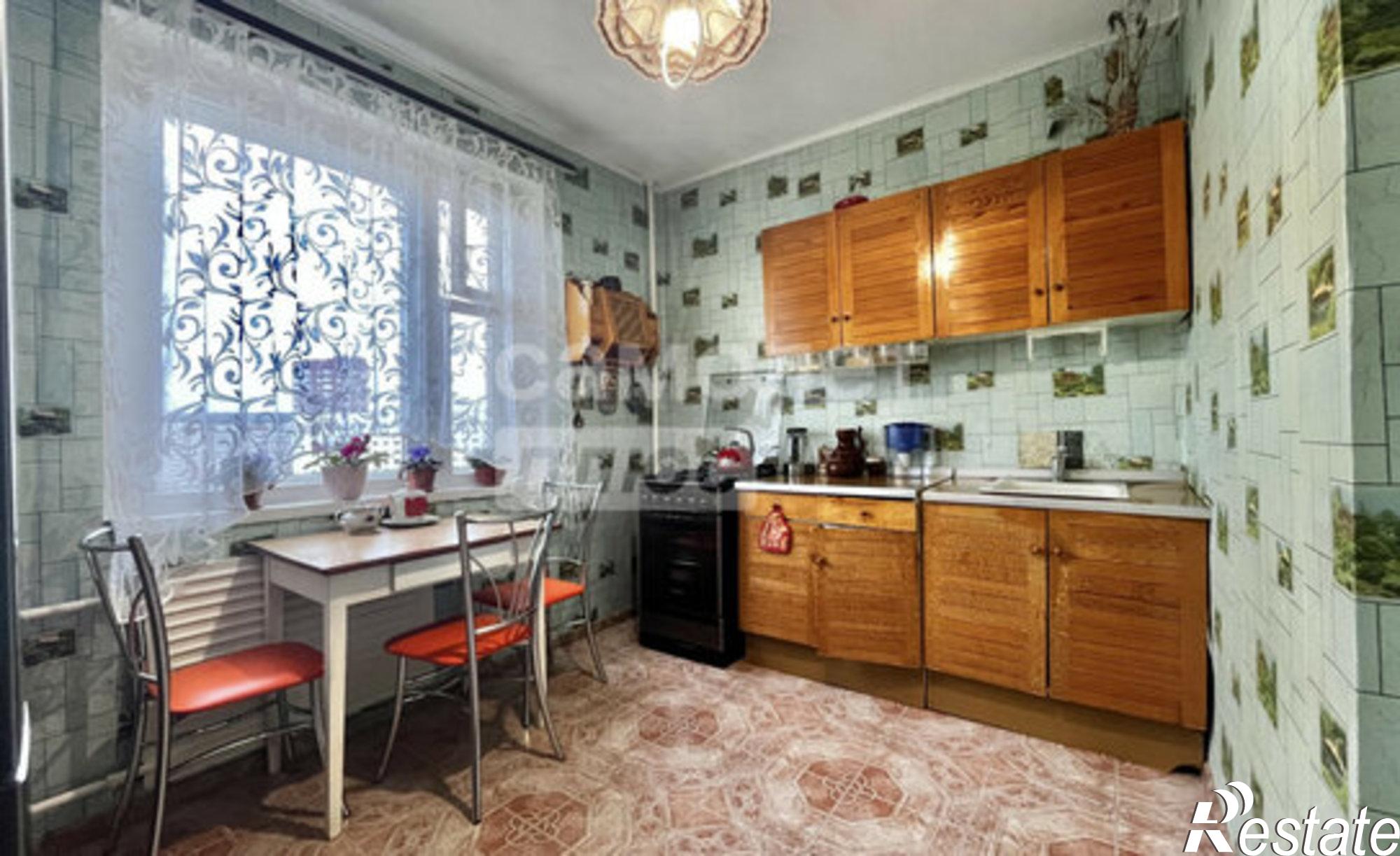 Купить квартиру за 3 990 000 рублей на проспект Строителей, 166