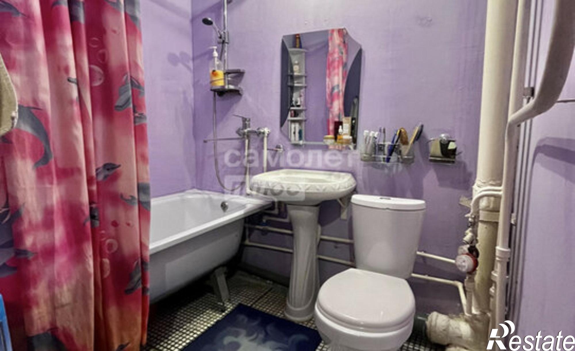 Купить квартиру за 3 990 000 рублей на проспект Строителей, 166