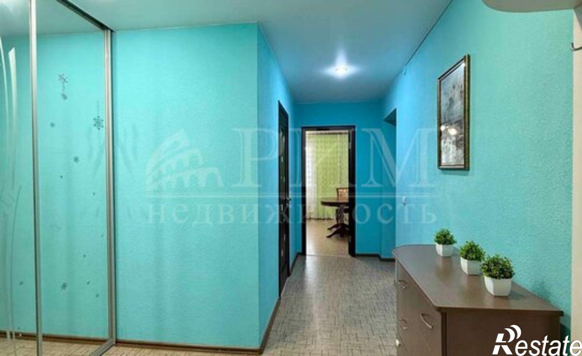 Купить квартиру за 4 550 000 рублей на проспект Строителей, 174