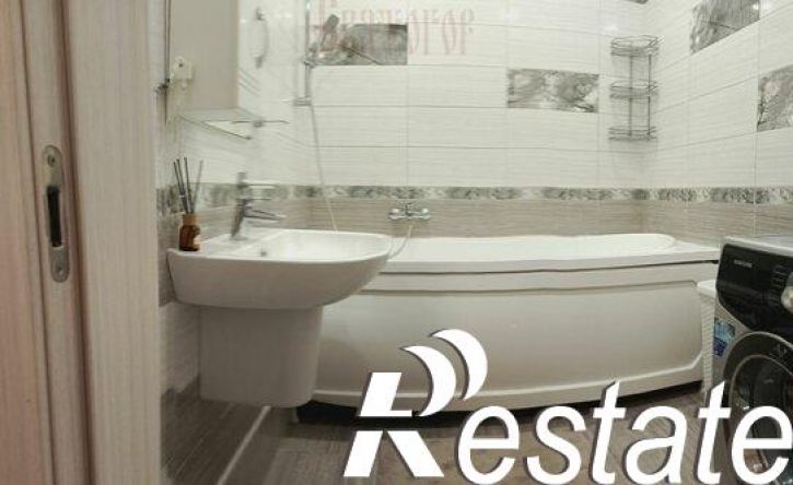2-комн квартира улица Антонова, 5Г,  д. 5Г
